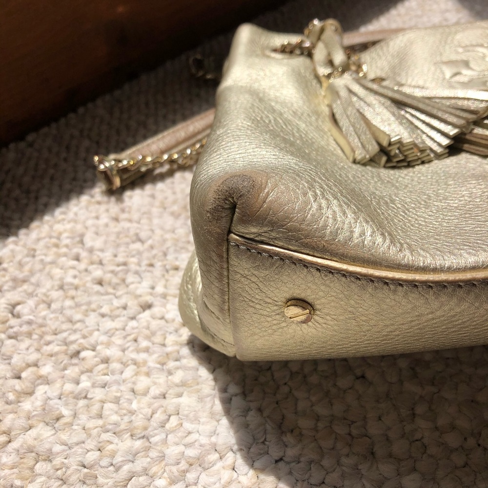 Tory Burch Thea Slouchy Chain Tote Bag in Gold - Picture 4 of 10